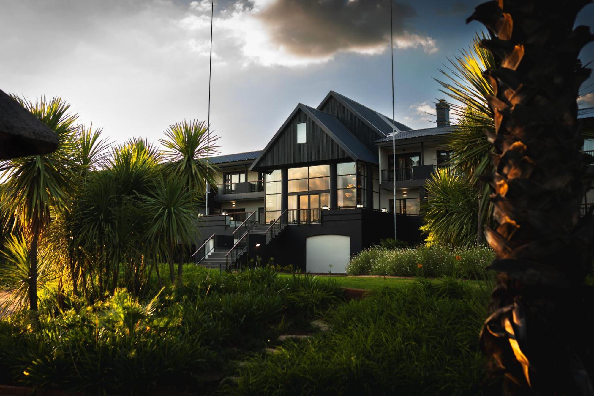 Emerald Resort & Casino Vanderbijlpark Exterior foto